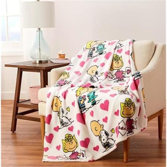 Valentine Day Print, Super Soft Cozy Lightweight Plush 46" x 60", Peanuts Snoop - Picture 5 of 7
